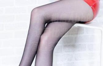 Beautyleg – 你能相信Abb的白裙图包居然是免费的？这可比我房间里的旧衣服有趣多了。