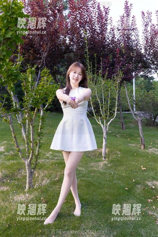 BoBoSocks袜啵啵-甜甜圈 BoBoSocks袜啵啵 - 不止是奶油泡芙,甜甜圈的图册花絮也值得一探究竟!