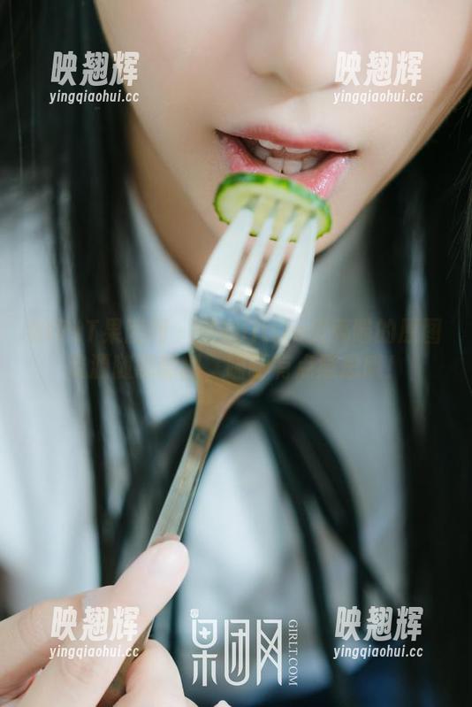 GIRLT果团网 - 空姐little贝壳喵的原图资源随意翻翻，喵唧有点意思哦！