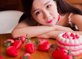 GIRLT果团网 – 周妍希的毛衣写真精选：所以我们要为自己买件毛衣吗？