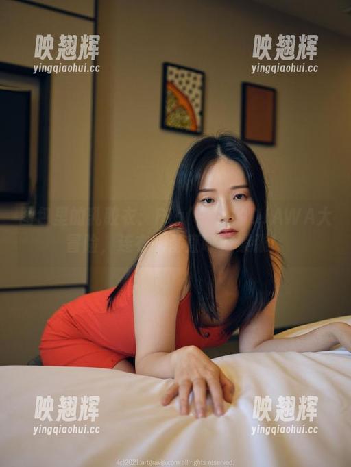 图包里的乳胶衣：Pia(피아)的DJAWA大冒险，连衣服都直呼好紧张！