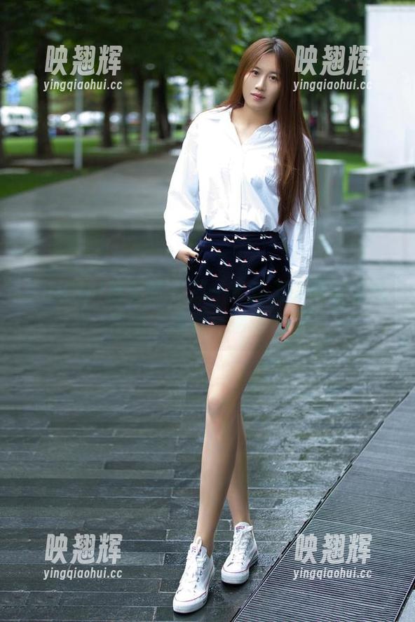 TuiGirl推女郎 - 那一套套王明明的瑜伽作品，总有一招适合你