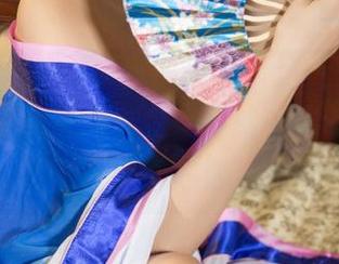UGirls尤果网 – 快来看张栩菲的海边图片，水波映衬下的身影，居然让我觉得这资源还是个好选择？