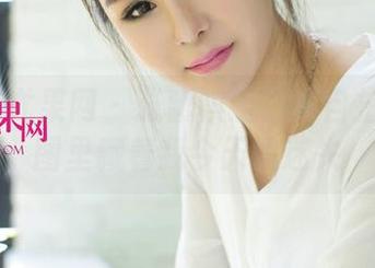 UGirls尤果网 – 张馥棋的日常自拍：这套图里藏着我今天的迷失