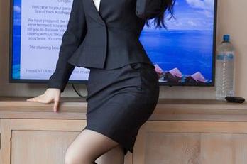XIAOYU语画界 – 别忽视“梦心月”的眼镜图册，里面真藏着点不凡的火花。