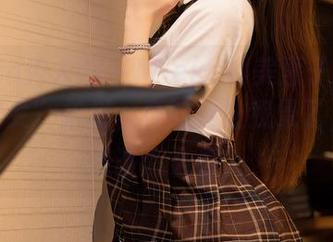 Xiuren秀人网 – Mieko林美惠子：最新的“修女”拍摄，真的要让我晕了，不知道该怎么看。