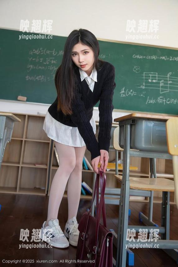 Xiuren秀人网-Wendy智秀 Xiuren秀人网 - Wendy智秀的甜心合集:挑战甜蜜底线,不只是嘴糖那么简单!