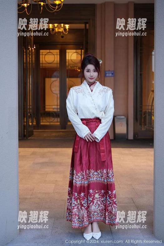 Xiuren秀人网-lingyu69 Xiuren秀人网 - 最新瑜伽合集:lingyu69,是你在健身还是在炫耀?
