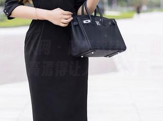 Xiuren秀人网 – 超喜欢tina_甜仔的灰丝美图，高清得让人想多停留一会儿