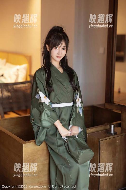 Xiuren秀人网 - 夏茉GIGI在海边，图片精选：风吹裙摆，居然比海浪还紧张！