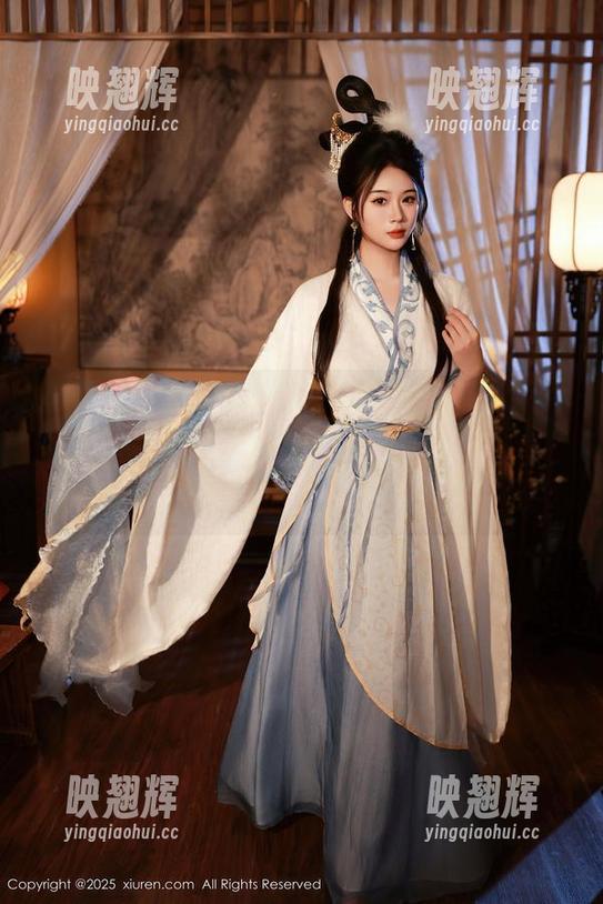 Xiuren秀人网-孟狐狸FoxYini Xiuren秀人网 - 说真的,孟狐狸FoxYini的美图更新,棉袜也太萌了,心里那点小期待被治愈了。