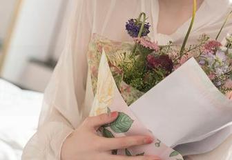 Xiuren秀人网 – 更新：就是阿朱啊牛仔裤美腿靓照，让我在这腿间迷失方向！