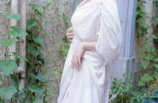 Xiuren秀人网 – 居家当模特，江真真的全套写真让我不由得想：我能随时随地也搞个无敌状态吗？