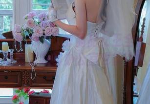 Xiuren秀人网 – 邹晶晶女王全套职业装写真，没想到我的办公室也能这么养眼。
