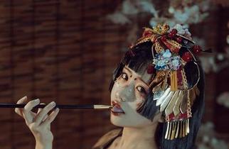 竟然有一笑芳香沁的cos照，这诱人的小甜点我吃不消