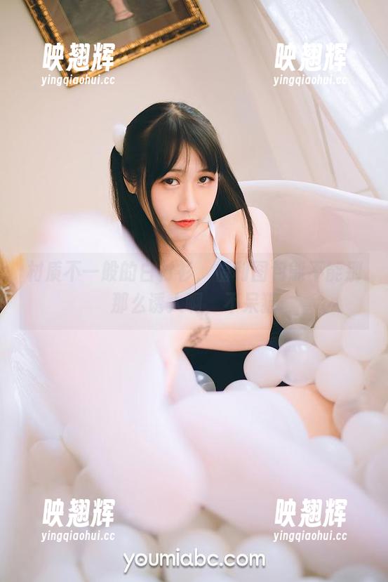 不呆猫 材质不一般的白衬衫,福利图包能不能别那么诱人啊,不呆猫
