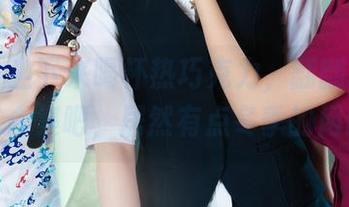 丽柜 – 坐下来喝杯热巧克力，翻翻轩轩的圣诞节合集吧，居然有点冬季的闲暇感？