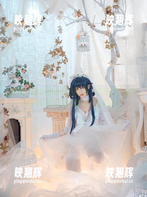 哪里去找这样的福利图集？冬马路纱与阿尔托莉雅的兔女郎搭配太喧哗了