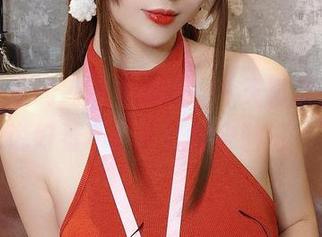 连体衣里的凉凉子美图，今天再次更新，是谁说好看不挡？让我来验证一下！