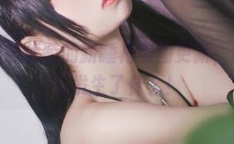 十万珍吱伏特的新睡裙美图更新，让我直呼发生了什么！