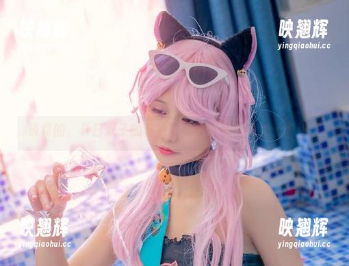 可可老师 说真的,夏日双子的在线写真让可可老师发光发热了