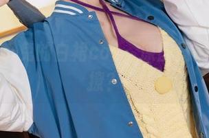 咬人小小兔的白裙cos，原图竟然能这么撩？