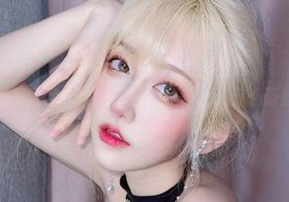 这组空姐写真绝了，啾小妍的资源让人有点蕾丝的错觉