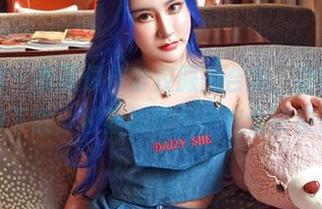 嗲囡囡 – 看张俊佳穿校服的合集，别错过这份下载，校园情怀总是这么调皮！