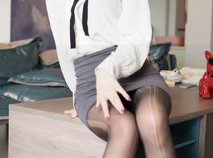 嗲囡囡 – 翻翻陈舒羽的照片，发现美足原来有这么多玩法！