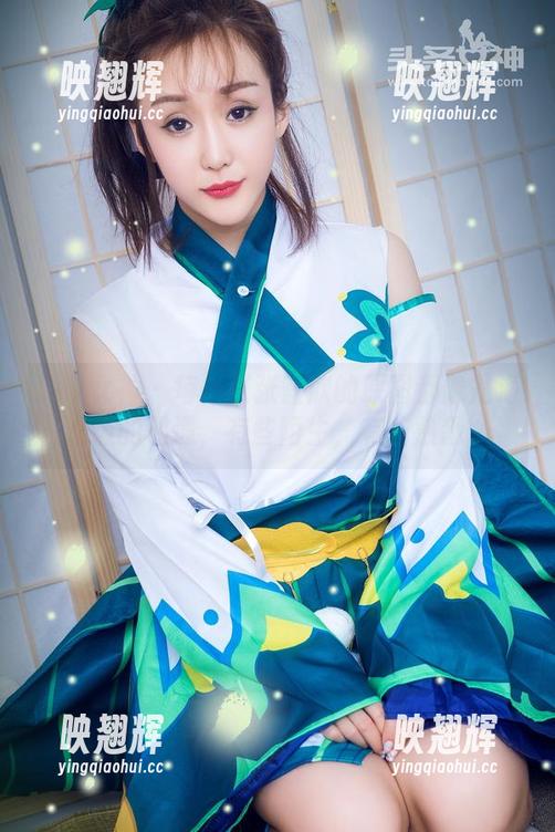 头条女神-张蓝欣 头条女神 - 每一张张蓝欣的原图都像是海边的偶遇,有些陌生,有些熟悉