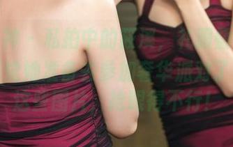 头条女神 – 私拍中的筱溪，礼服叠在一起让人感觉她准备去参加奢华派对了！看看这些图片，抢眼得不行！