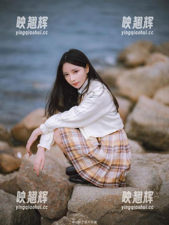 妍子坚不可摧 妍子坚不可摧的写真,吉他妹妹让人目不转睛
