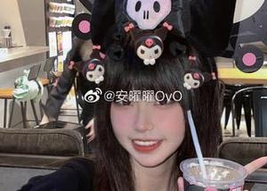 教室2又回归，安曜曜免费套图里藏着的不只是书本！