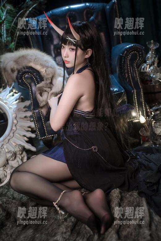 宫本樱 看宫本樱的婚纱,她怎么能如此“优雅”地走出我的想象?