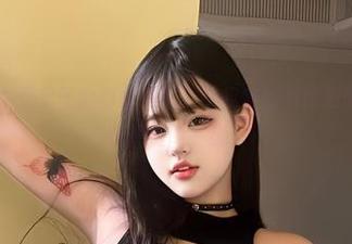 微密圈 – 小优优子的豹纹气场，比我家的墙纸更吸引镜头！真想美图一张！