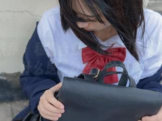 少女秩序 – 私拍合集：乐栀用棉袜展示了什么是“舒适”的极限
