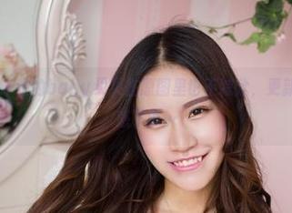 尤物馆 – 穿泳装的baby贝贝在原图里也不减分，更新后反而更迷惑了说…
