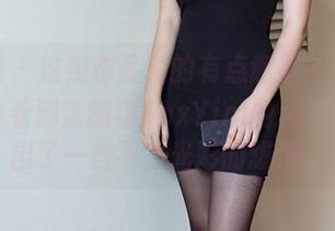 尤物馆 – 这组作品真的有点意思，居然在图片中看到孟狐狸FoxYini的美腿让我冒出了一些不太光彩的想法。