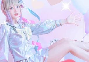 医生说看了尤猫醒醒ovo的新护士美图，工作压力都减轻了，快来更新一下情绪！