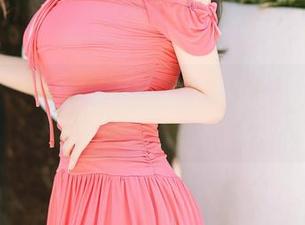 尤蜜荟 – 在是小逗逗的礼服图集找惊喜：在线自说自话的感觉真好