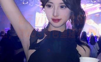 我就在想，怡子yiii的豹纹搭配是为了什么…果然，这COS图包里还有点儿小暗藏。