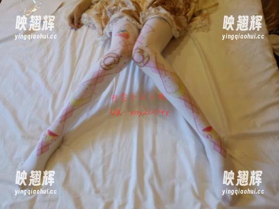 你们发现没，想要个公主抱的死库水私拍总是催人思考，是在摆拍还是太自然了呢？