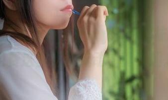 为啥这“无颜小天使wy”的丝袜作品能免费这里安静流动，真有趣。
