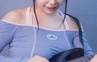 无颜小天使wy的独家配方：吉他妹妹2.0全套，忍不住多看几眼！
