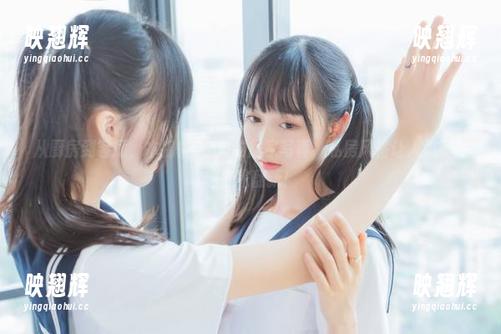 木棉棉OwO 从厨房到客厅,木棉棉OwO的居家写真,私房风格让人忍不住想把家翻新!