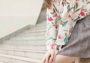 梦丝女神 – 看香琪拍的妹妹，才知道原来图包里还有这样的惊喜！