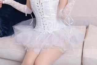 秀人网 – youOvOyou给你私拍：制服之上那点美图的小心思