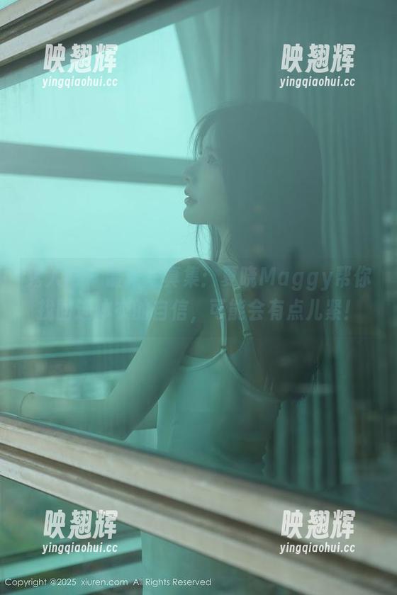 秀人网 - 最新写真集：夏晓Maggy帮你找回连体衣的自信，可能会有点儿紧！