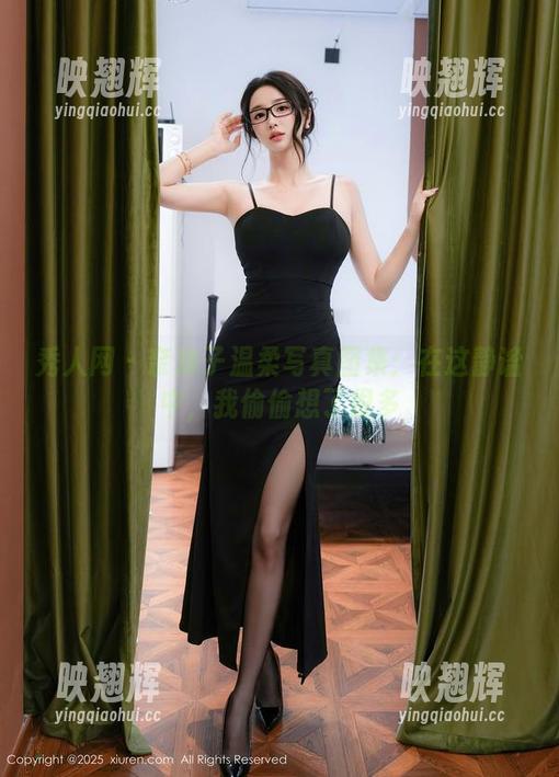 秀人网-奈沐子 秀人网 - 奈沐子温柔写真图集:在这静谧中,我偷偷想了很多