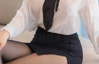 秀人网 – 在安然anran的少女照片里，免费畅想青春